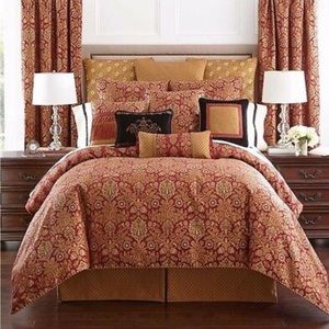 Waterford Linens Alhambra Standard Pillow Sham
